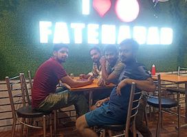 DA pizza hub Fatehabad