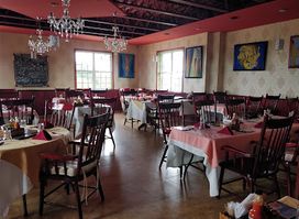 Celebrity Restaurant & Bar