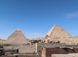 Comfort Pyramids Café & Restaurant