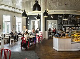 Cafe Rooster