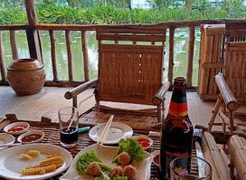 K KYAW Burmese Restaurent