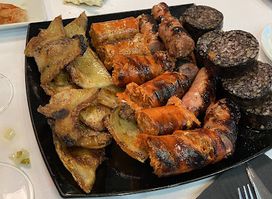 Casa Nalda - Restaurante especialidades Bahía de Cádiz y Carne a la Brasa