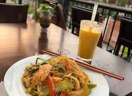 Lotus Restaurant - Phong Nha