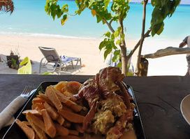 Port Olry Beach Resort - Harbour View Restaurant