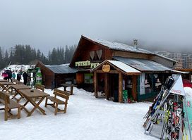 Peter's Pub