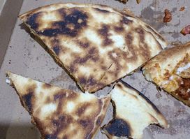 مطعم بيتزا لي