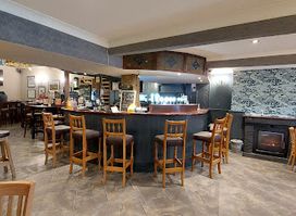 Nuala's Bar & Restaurant