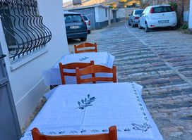 Taverna Tradicionale Sokolli