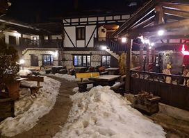 Smokey Mountain Bar & Grill