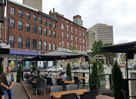 Bâton Rouge Grillhouse & Bar