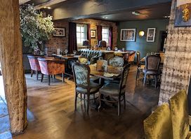 Fox & Hounds Lower Harleston