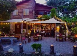 El Castillo Garden Restaurant
