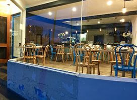 IPSOS Restaurant & Bar