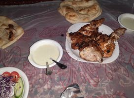 Afghania Restaurant And Guesthouse افغانیه رسټورانټ او میلمستون