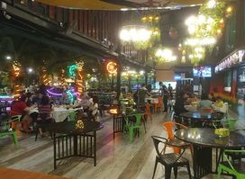 Coco Island Street Food