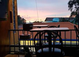 La Linea Restaurant and Bar