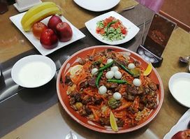 Taj Plov.