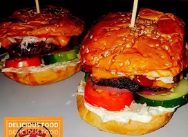 Chickencity shawarma and burger