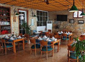 Ladies Beach Restaurant Cafe & Bar