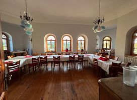 Zur "Georgsburg" an der Saale
