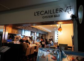 L'ECAILLER Oyster Bar (JR Hakata City Store)