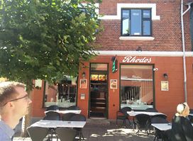 Rhodos Restaurant & Pizzeria