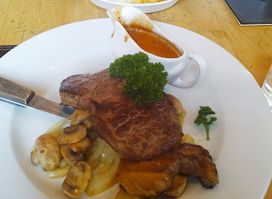 Ellie McGuires Restaurant