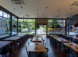 SMOQUE bistro + Cafe &bar