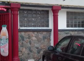 Peng Hu Bar And Restaurant