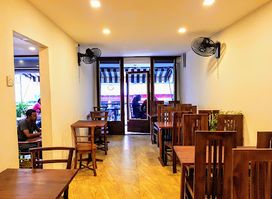 Cafe Divine Street