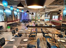 Zinnia Multi-Cuisine Restaurant in Ranchi and Food Delivery