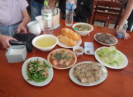 ເຝີພັນ ເເບງເເຊ່ວ ນ.ມາຍ Bánh cuốn bánh xèo