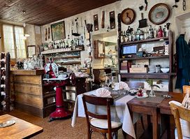 Cari ospiti dell’Osteria Chiara vi comunico che l’Osteria non verrà più aperta sotto la mia gestione.
