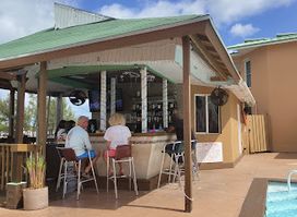 Madkap Restaurant & Bar