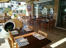 AVRA authentic cypriot kitchen