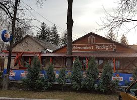 Múzeumkert Vendéglő és Panzió