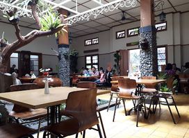 Rijsttafel Resto