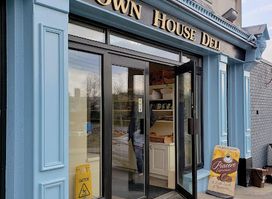 Town House Deli
