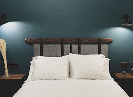 Innwoods Hotel