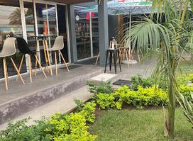 Emporium Wine & Dine
