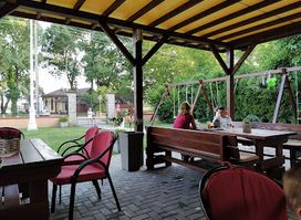 Vila Elizabet Restaurant & Apartments