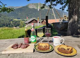 Hennägadä Bäsmabeizli (Gadäwäg: Klosters PUR)