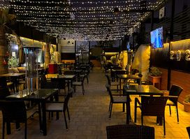 L'avenue Cafe