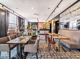Zafishowani - restaurant - wine bar&store