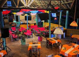 Sol Sureño Restaurant & Sports Bar Diani