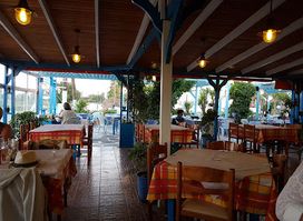 IKAROS Restaurant