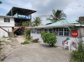 Manatee Lookout Restaurant & Bar