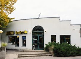 Cafe Leaf