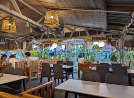 Bobi's restaurant