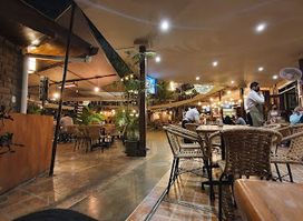 L'Ancora Grill & Lounge